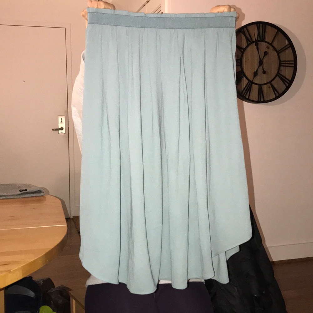 Sea foam green loft skirt